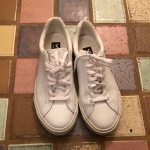 Madewell x Veja Esplar Sneaker White is 7/38